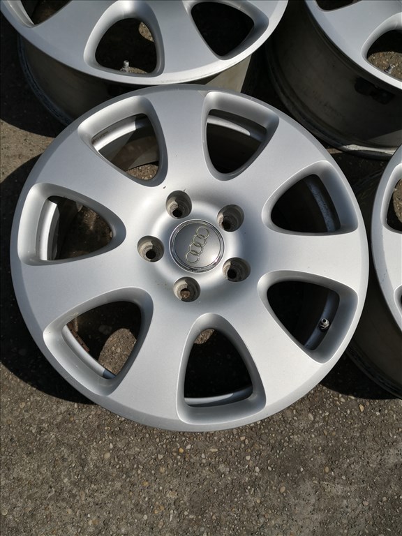 5x130 18 Gyári Audi alufelni 99000ft a 4db/108/ 4. kép
