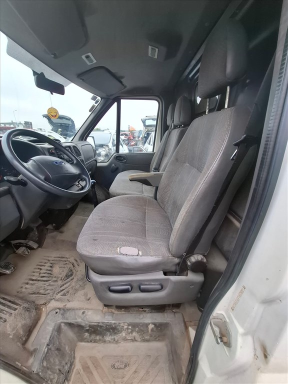 Ford Transit Mk6 bontott alkatrészei 2. kép