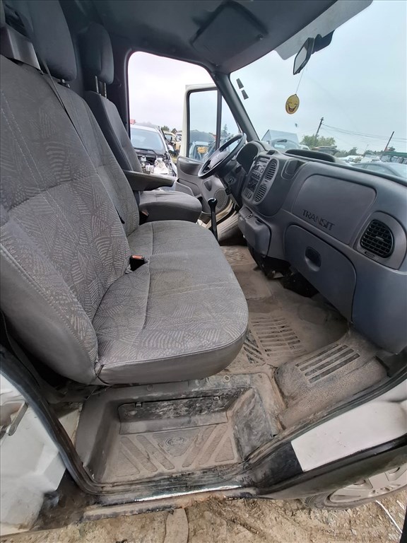 Ford Transit Mk6 bontott alkatrészei 6. kép