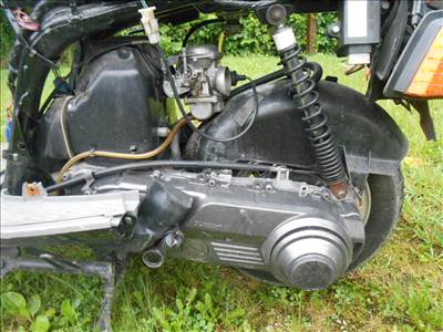 YAMAHA MBK 125 CM3-ES,OSZTRÁK ROBOGÓRÓL :21721 KM-T HASZNÁLT MOTORBLOKK