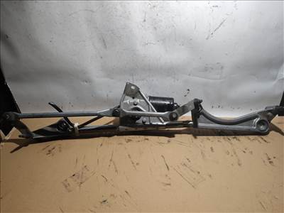 Mercedes Benz C-Class W203 2000-2007 Ablaktörlő motor mechanikával,a képen látható sérüléssel a2038200342