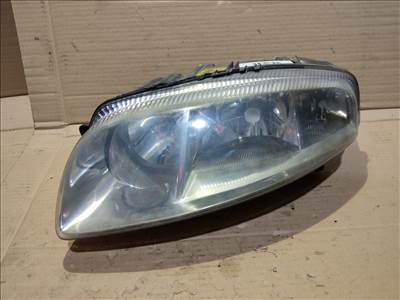 160518 Alfa Romeo GT 2003-2010 Bal első fényszóró, a képen látható fül töréssel és matt plexivel 60681584