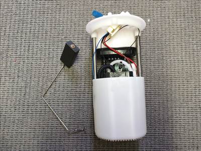 Fiat 500, Panda II.  1,2 8v benzin, utángyártott új üzemanyag szivattyú 46798695