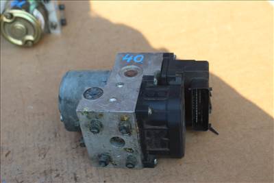 Toyota Yaris Verso 2000 - 2005 1.4 D4D ABS kocka  44510-0D011 (40)