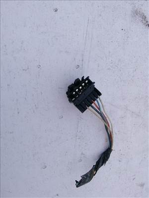 193634 Renault Megane II. 2002-2009 Hátsó lámpa Elektromos csatlakozó 8200142687