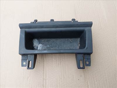 Seat Exeo fiók a könyöklő végére 3R0863209