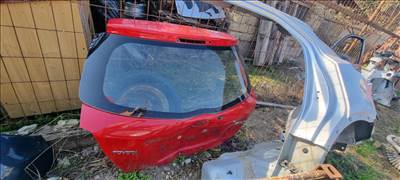 Toyota Yaris (XP90) Hátsó szélvédő