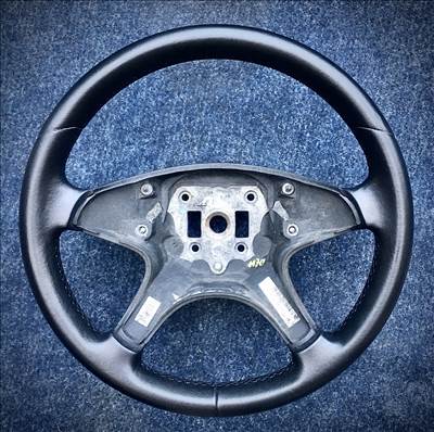 Eladó Mercedes Mb. C-Class W203, W204 hibátlan kormány. Bp/posta