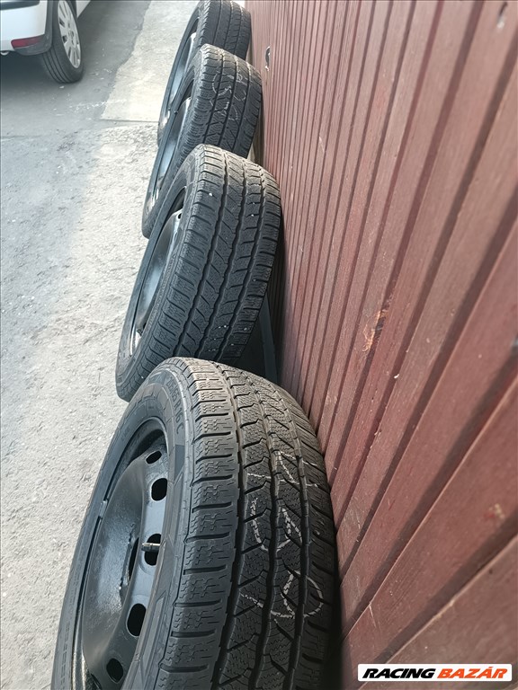  Opel Vivaro-B Renault Trafic-III gyári felnik jó állapotú téli gumival 6. kép