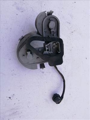 193635 Renault Megane II. 2002-2009 kabrió jobb hátsó lámpa izzó foglalat 8200142687