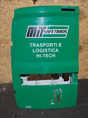 160501 Fiat Doblo III. -IV. 2009 bal hátsó raktérajtó, a képen látható sérüléssel