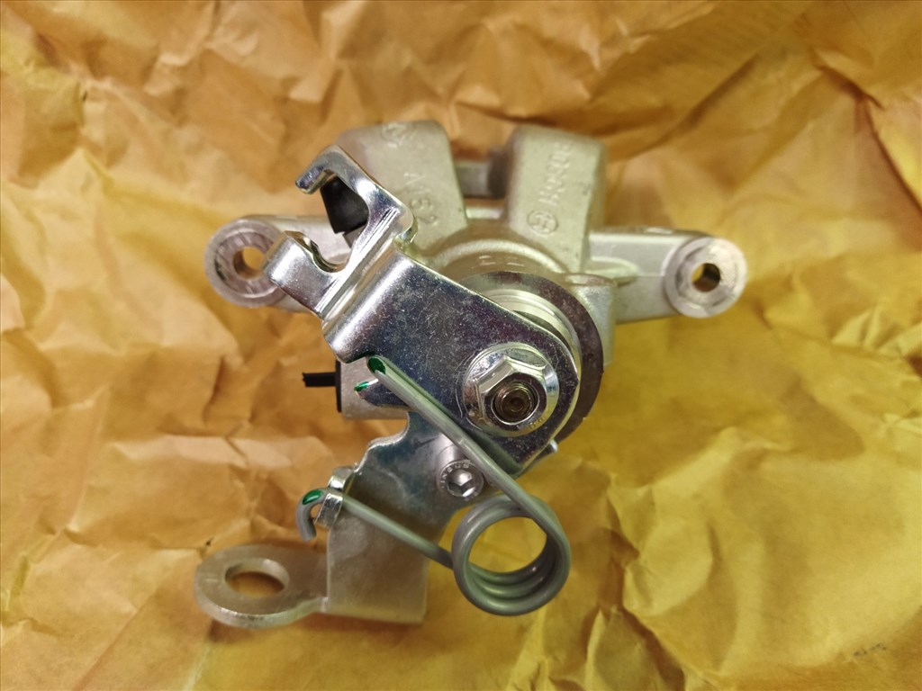 Fiat Stilo gyári új jobb hátsó féknyereg 51819649 2. kép