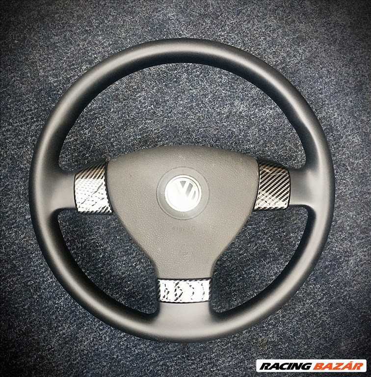 Eladó Vw Volkswagen mk5-ös hibátlan műanyag és bőr kormány. 2003-2012-ig. Akár cserélve. Bp/posta 3. kép