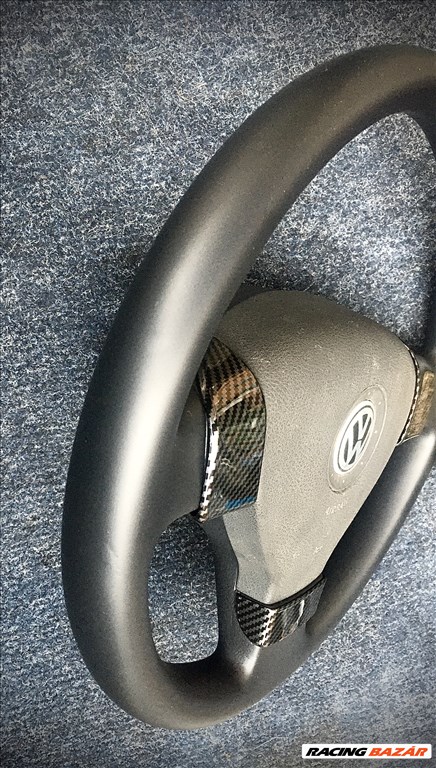 Eladó Vw Volkswagen mk5-ös hibátlan műanyag és bőr kormány. 2003-2012-ig. Akár cserélve. Bp/posta 8. kép