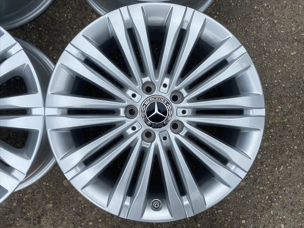 4db gyári 17" Mercedes-Benz C206 alufelni. (3861) 2. kép
