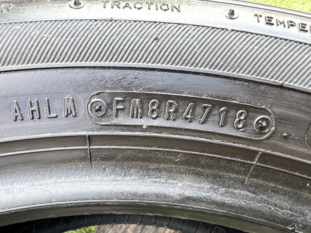 215/55 R17 Falken Ziex ZE310 nyári gumi 5mm 6. kép