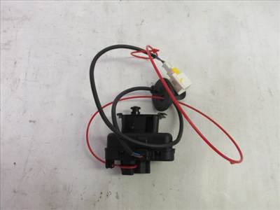 Alfa Romeo Giulietta, Lancia Delta gyári új tankajtó zár 50552585