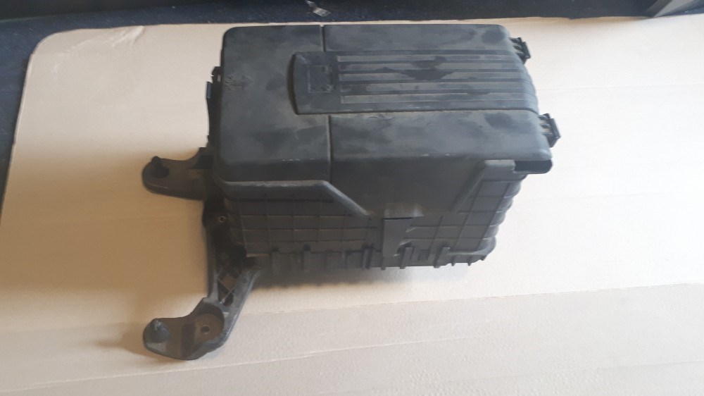 Volkswagen Golf-Jetta-Passat-Touran-Caddy Pdtdi-Crtdi akkumulátor burkolat komplett 1KM915333_VW 1. kép