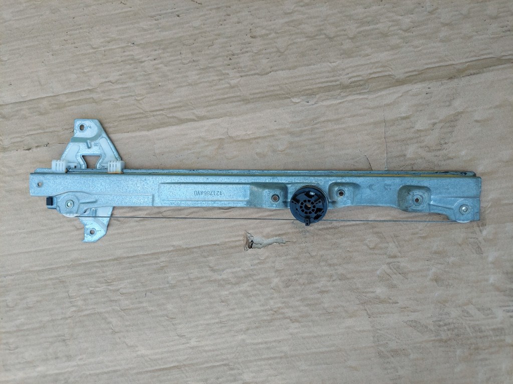 Citroen C4 II ablakemelő szerkezet jobb első 9222GN 1. kép