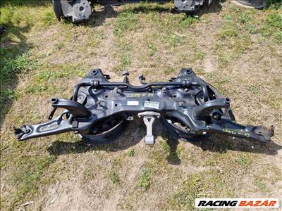 Kia Ceed III CD bölcső 