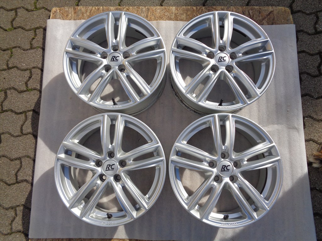 Subarura RC-D alufelni 16-os, 5×100-as, szenzorral újszerűen eladó. 1. kép