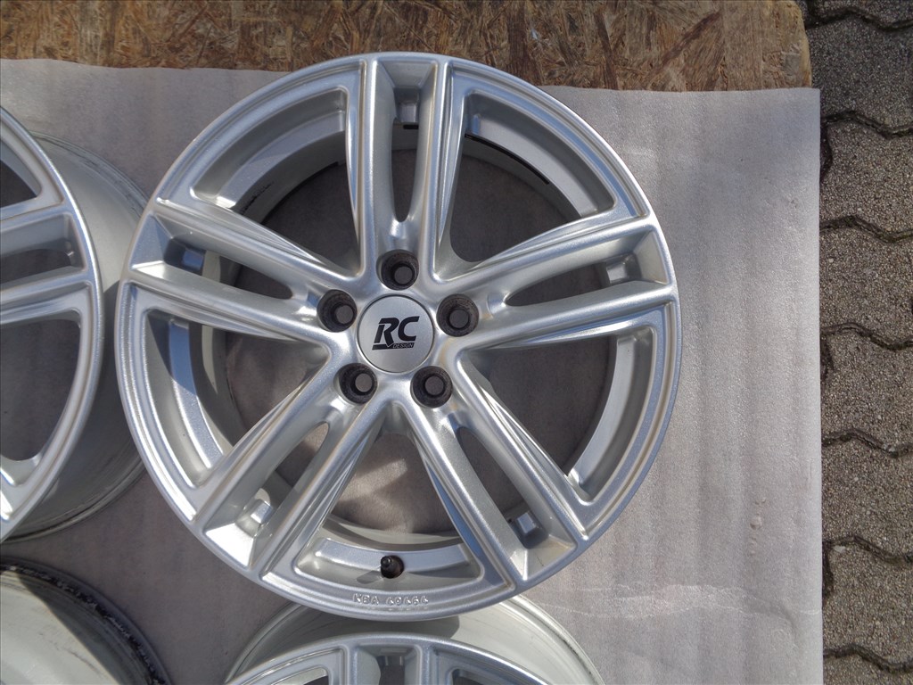 Subarura RC-D alufelni 16-os, 5×100-as, szenzorral újszerűen eladó. 4. kép