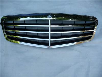 Mercedes W212 E osztály Avantgarde hűtőrács  a2128800583 kh3529990