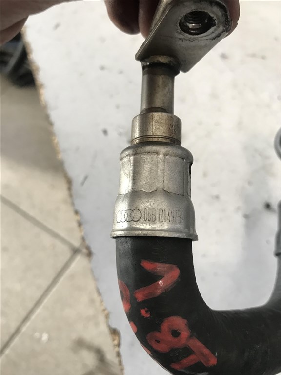 Audi A4 (B6/B7) 1,8T turbó vízcső 06b121497b 2. kép