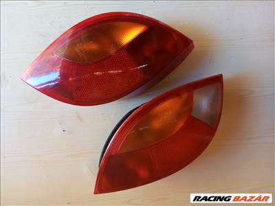 Ford Ka Mk1 bal hátsó lámpa + foglalat