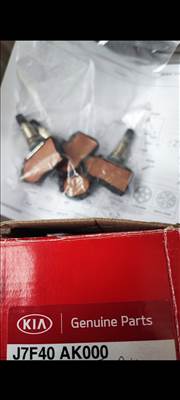 Kia XCeed, Kia Cee'd (CD) Eladó KIA Ceed gyári nyomás szenzor készlet  j7f40ak000