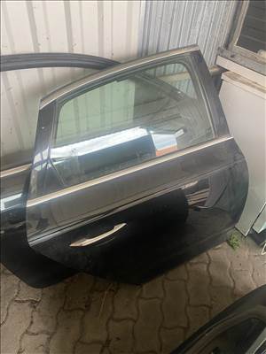 Audi A4 (B9-8W) Limusin jobb hátsó komplett ajtó