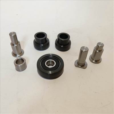 Fiat Ulysse, Lancia Phedra, Citroen C8, Peugeot 807 utángyártott új tolóajtó görgő, középső 