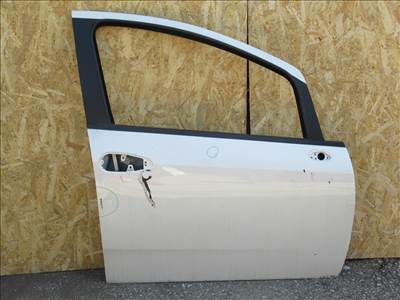 111131 Fiat Linea jobb első ajtó a képen látható sérüléssel