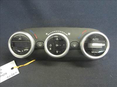 Alfa Romeo Giulietta digit fűtéskapcsoló 156099234