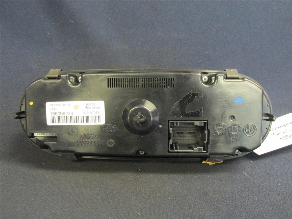 Alfa Romeo Giulietta digit fűtéskapcsoló 156099234 2. kép