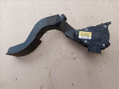 Skoda Superb I-VW Passat B5-Audi A6 gázpedál 8D1723523L