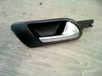 VOLKSWAGEN JETTA V 05-10 Jobb első belső kilincs