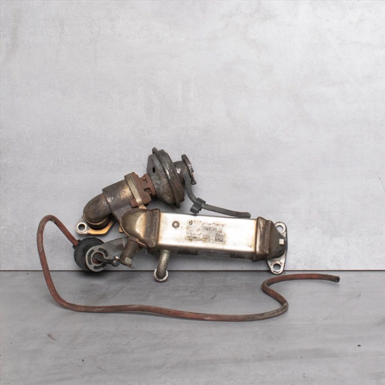 BMW 1er E81-E87-E88, 3er E90-E91-E92-E93, 5er E60-E61 EGR hûtõ (További adatok a leírásban) Cikkszám: 11717797371 1. kép