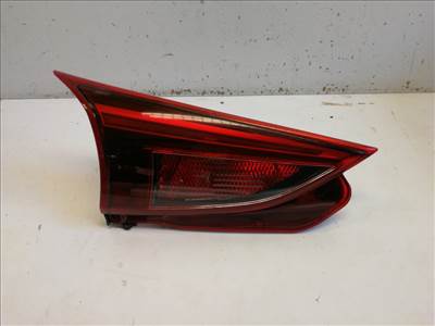 Mazda 3 5 ajtós bal hátsó belső lámpa