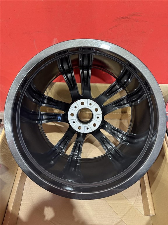 R20 Original bmw 11J ET37 - 7846789 1db alufelni  8. kép