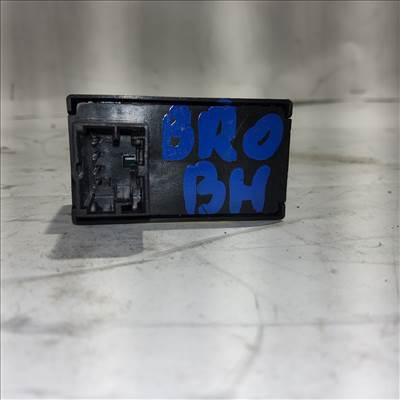 Fiat Bravo II. bal hátsó ablakemelő kapcsoló