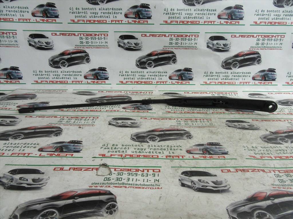 Fiat Panda II. 735363568 számú, jobb első ablaktörlő kar 2. kép