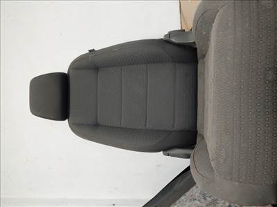 Volkswagen Touran bal első ülés