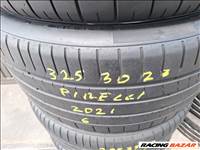 325/30/23" Pirelli nyári gumi