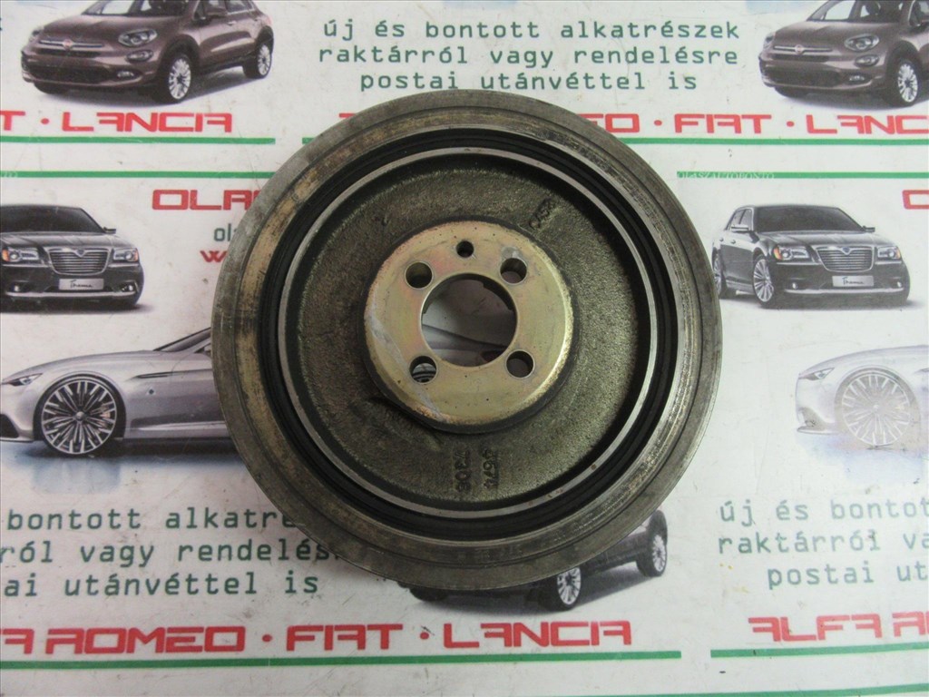Fiat Punto II. 46747308 számú ékszíjtárcsa 2. kép