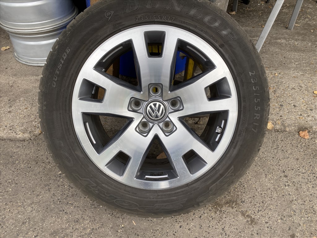 Volkswagen T5 T6 gyári Highline 8X17-es 5X120-as ET49-es könnyűfém felni garnítúra 1. kép