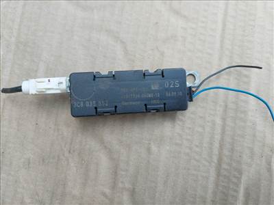 Volkswagen Passat CC antennaerősító jobb 3C8035552