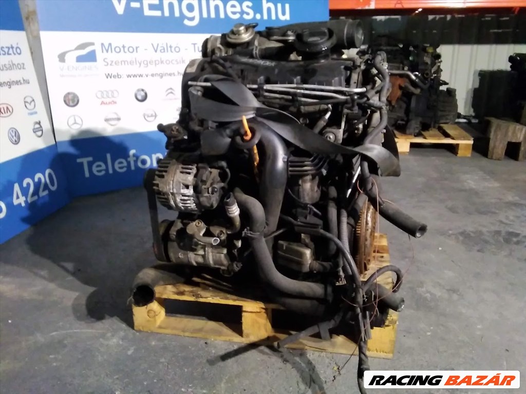VOLKSWAGEN BXE bontott motor  3. kép