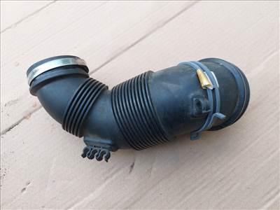 Skoda Octavia III-Superb III-Karoq 1,6-2,0 diesel levegőcső 5Q0129654E