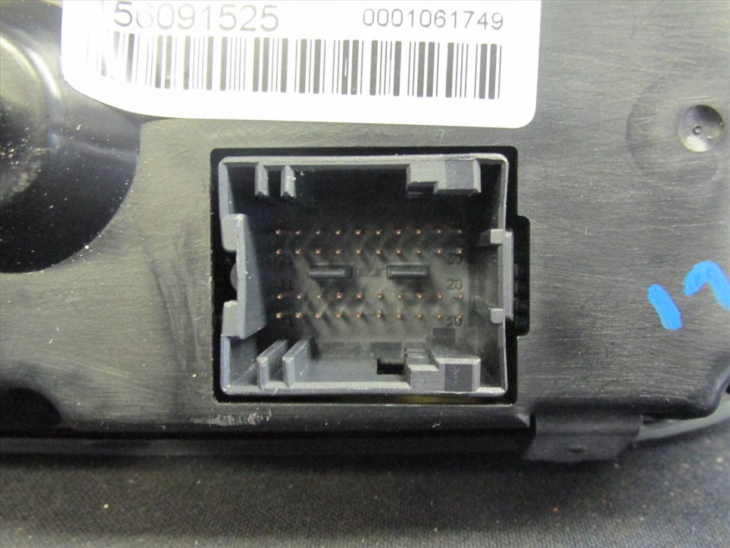 Alfa Romeo Giulietta manuál fűtéskapcsoló 156091525 3. kép